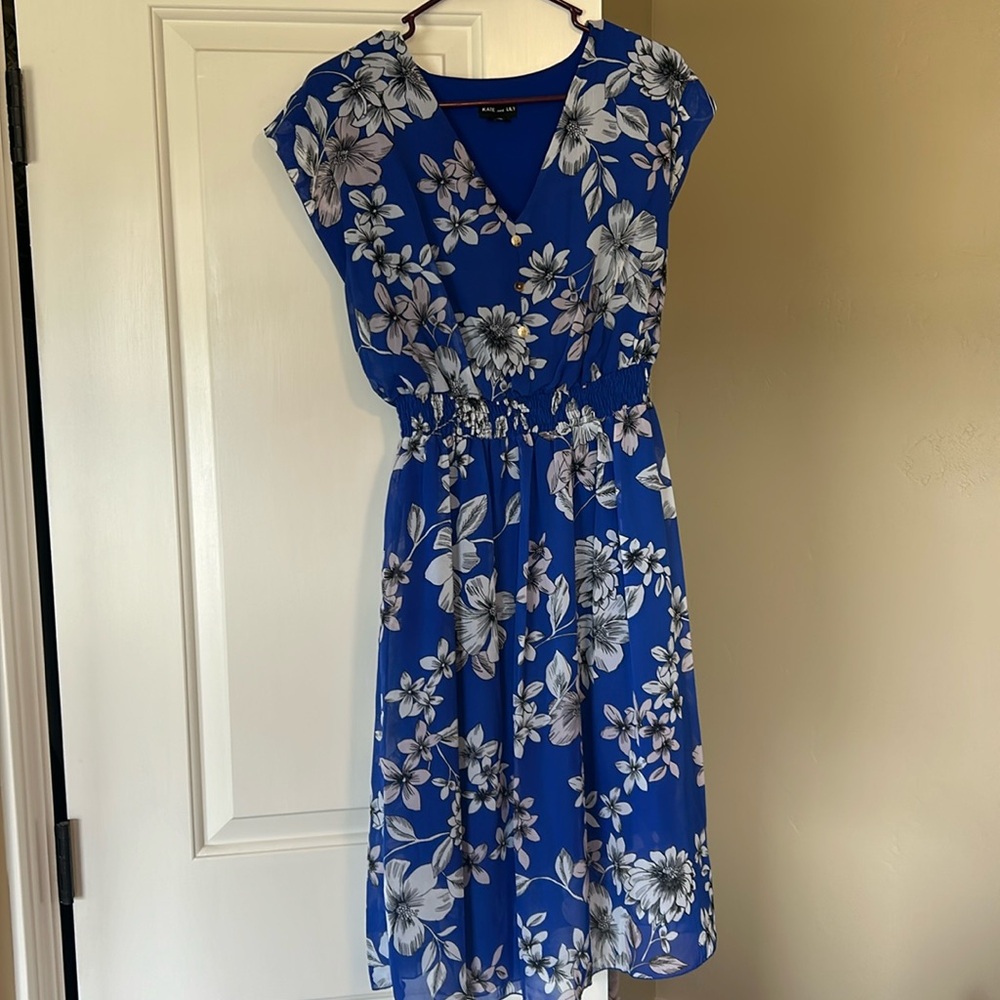 Beautiful blue floral dress